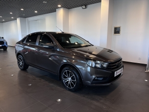 LADA VESTA