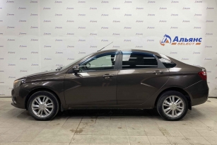 LADA VESTA