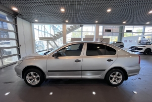 SKODA OKTAVIA