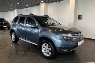 RENAULT DUSTER