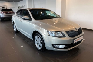 SKODA OKTAVIA