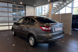 LADA GRANTA