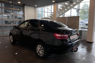 LADA VESTA