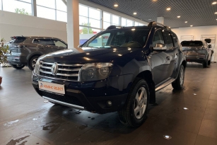 RENAULT DUSTER
