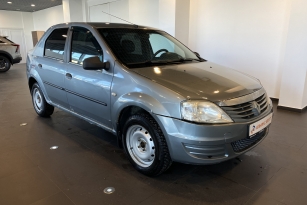 RENAULT LOGAN