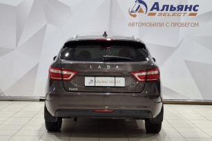 LADA VESTA