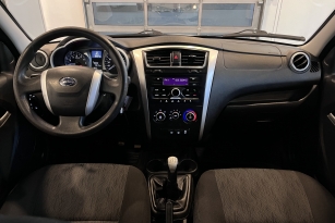 DATSUN MI-DO