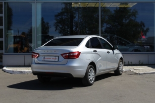 LADA VESTA