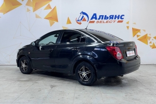 CHEVROLET AVEO