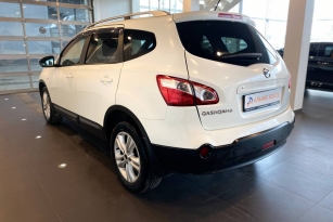 NISSAN QASHQAI+2