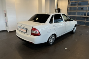 LADA PRIORA