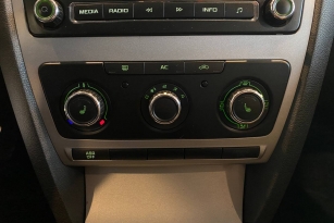 SKODA OKTAVIA