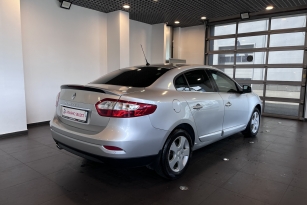 RENAULT FLUENCE