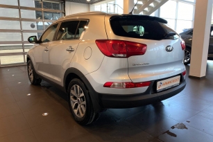 KIA SPORTAGE S