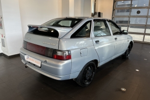 LADA 2112