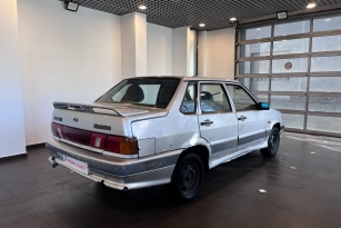 LADA 2115