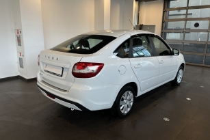 LADA GRANTA