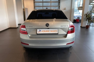 SKODA OKTAVIA