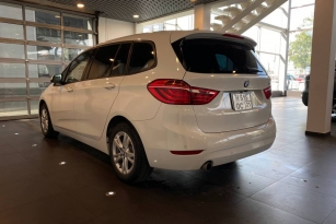 BMW 218I