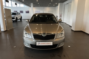 SKODA OKTAVIA