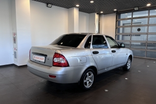LADA PRIORA