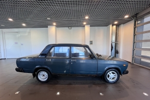 LADA 2107
