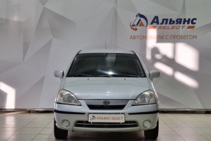 SUZUKI LIANA