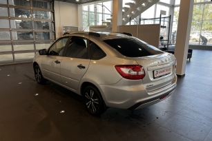 LADA GRANTA