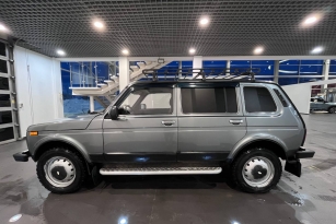 LADA 2131 (4X4)
