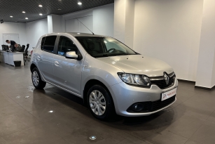 RENAULT SANDERO