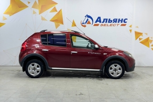 RENAULT SANDERO