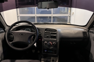 LADA 2112
