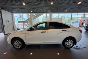 LADA VESTA