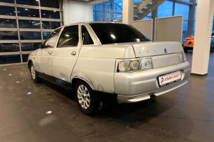 LADA 2110