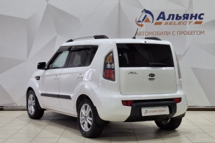 KIA SOUL