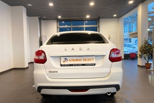 LADA GRANTA