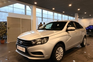 LADA VESTA