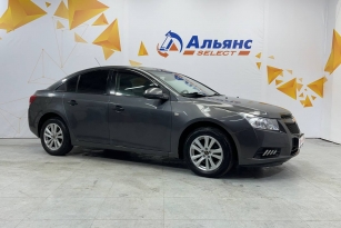 CHEVROLET CRUZE