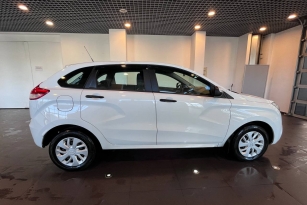 LADA XRAY