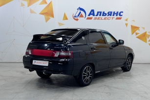 LADA 2112