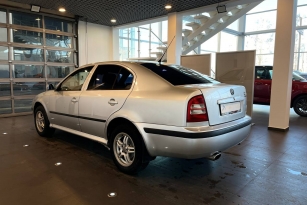 SKODA OKTAVIA