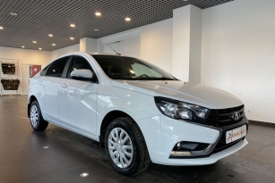 LADA VESTA