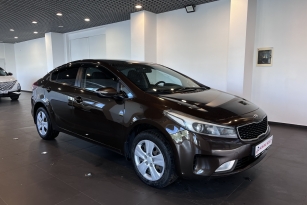 KIA CERATO