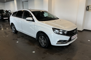 LADA VESTA