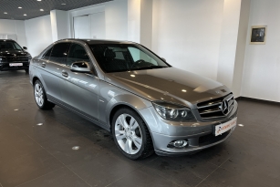 MERCEDES-BENZ B