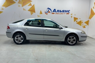 RENAULT LAGUNA