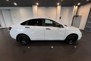 LADA VESTA