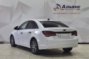 CHEVROLET CRUZE