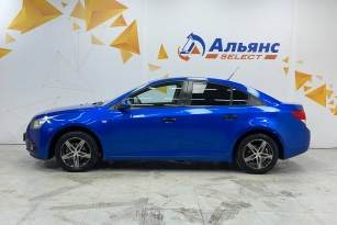 CHEVROLET CRUZE