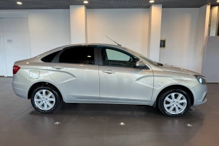 LADA VESTA